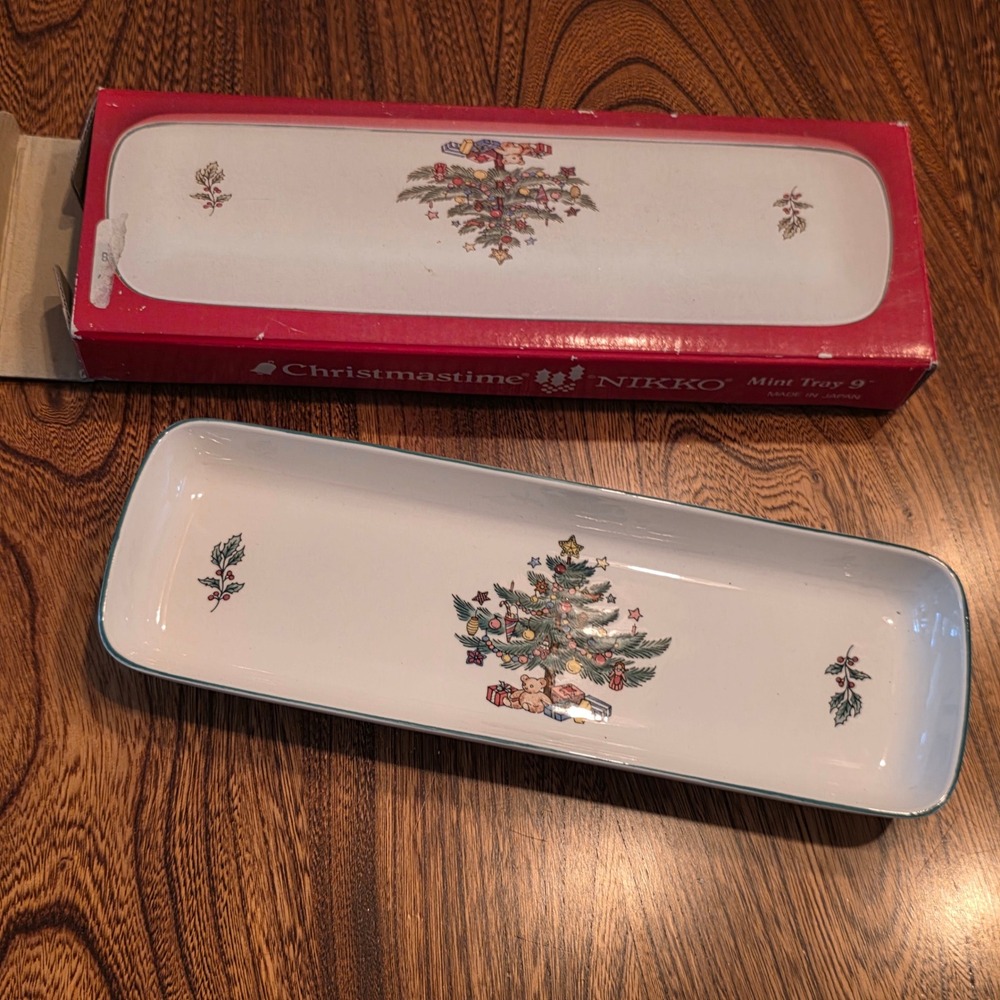 Nikko Christmastime Mint Small Serving Tray 9 Inch Christmas Tree Bear Ceramic